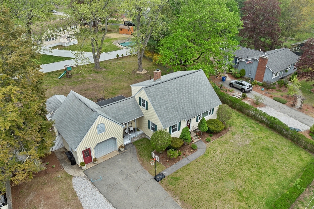 18 Buckman Drive