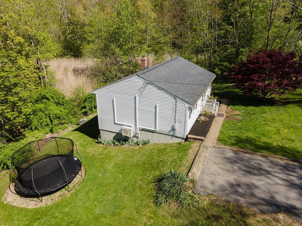 75 Fairview Park Rd, Sturbridge, MA Photo #28