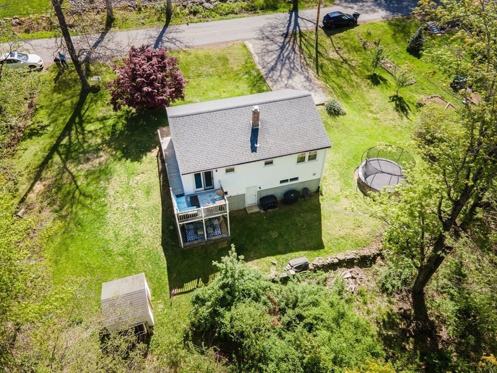 75 Fairview Park Rd, Sturbridge, MA Photo #3