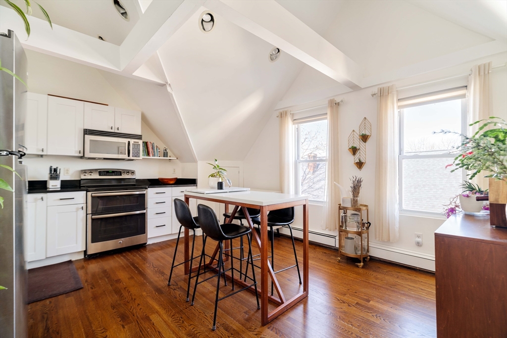 130 Massachusetts Ave 6