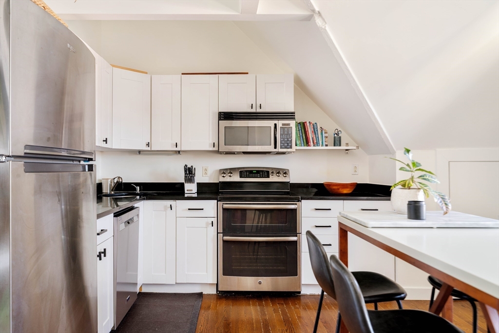 130 Massachusetts Ave 6