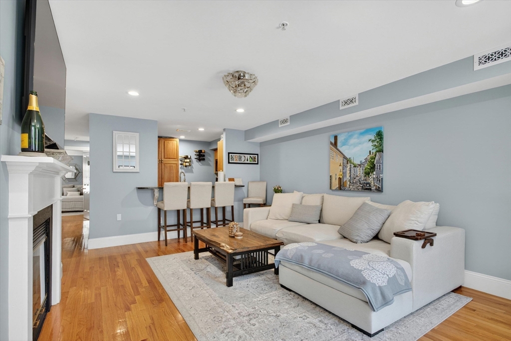 57 Bartlett Street 5