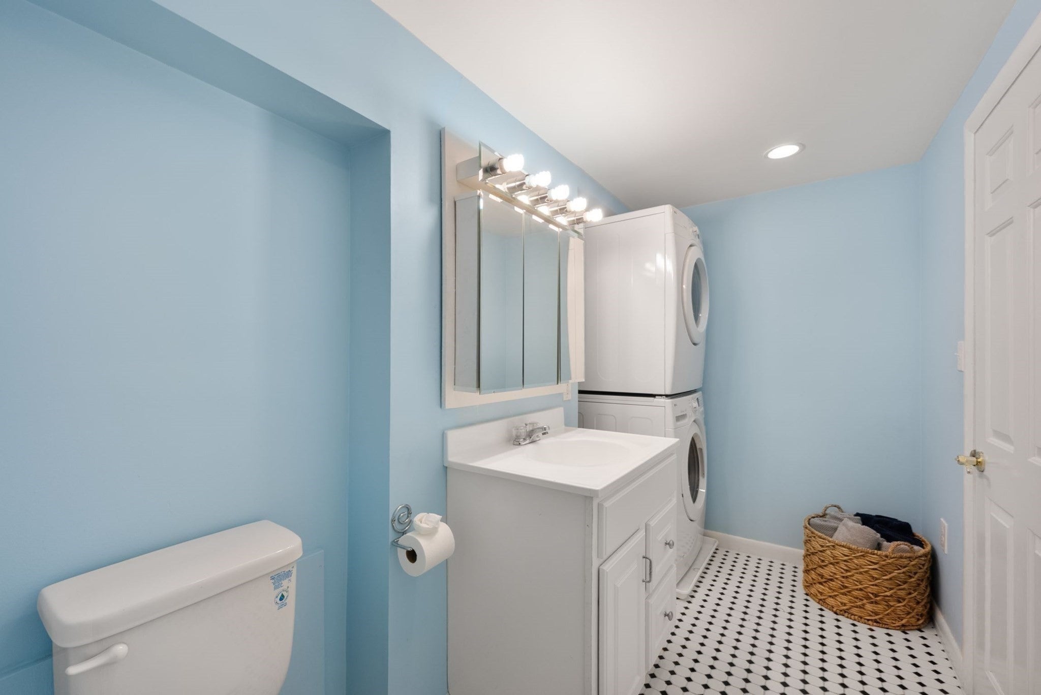 52 Damon Road, Needham, MA Photo #36