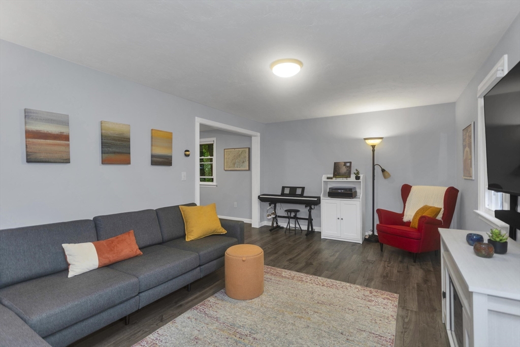 22 Porter St