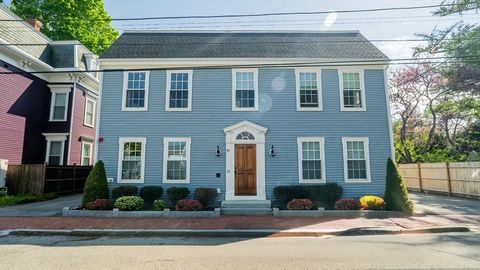 41 Washington C Newburyport MA 01950