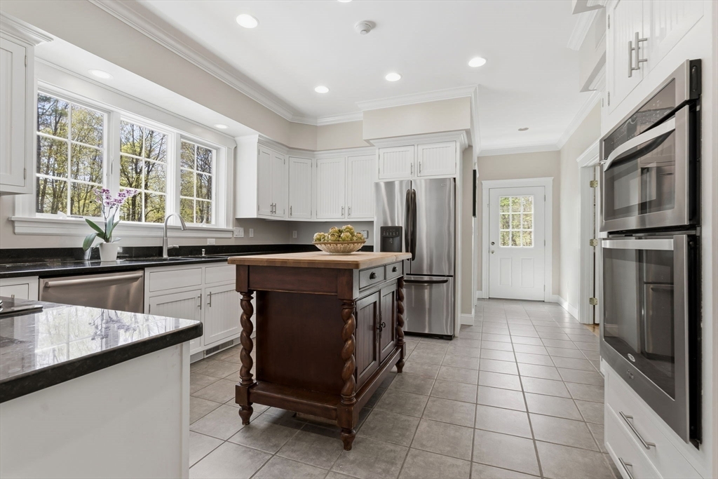 1 Colonial Drive