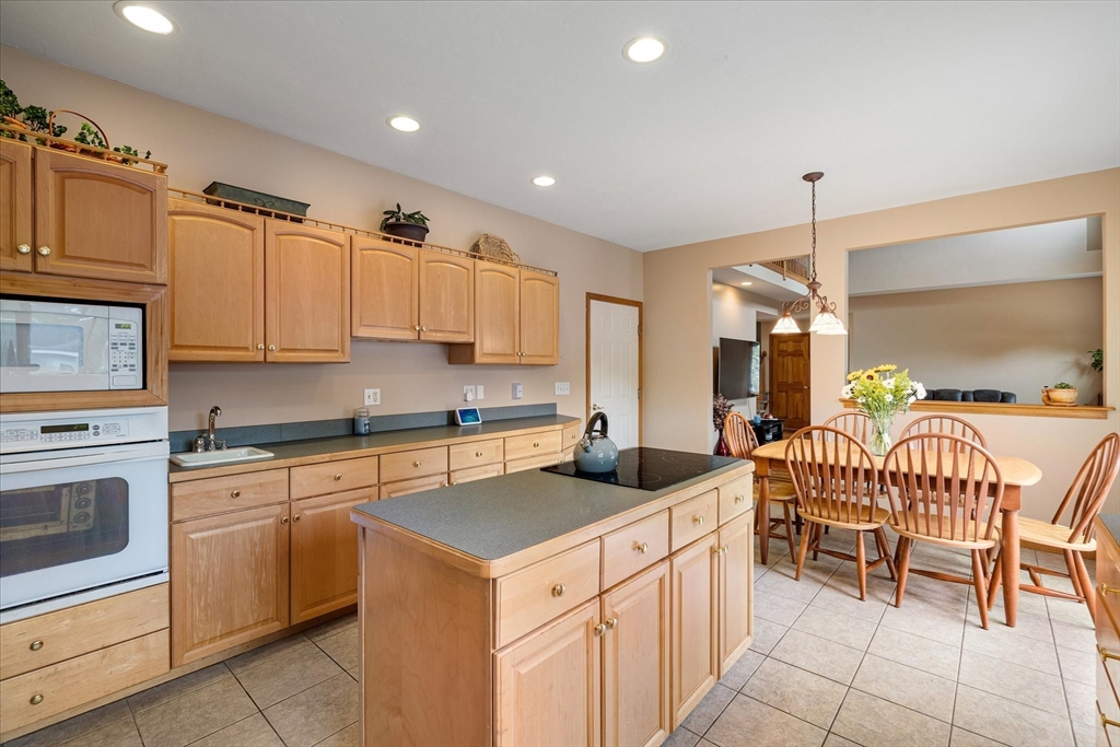 14 Saybrook Way