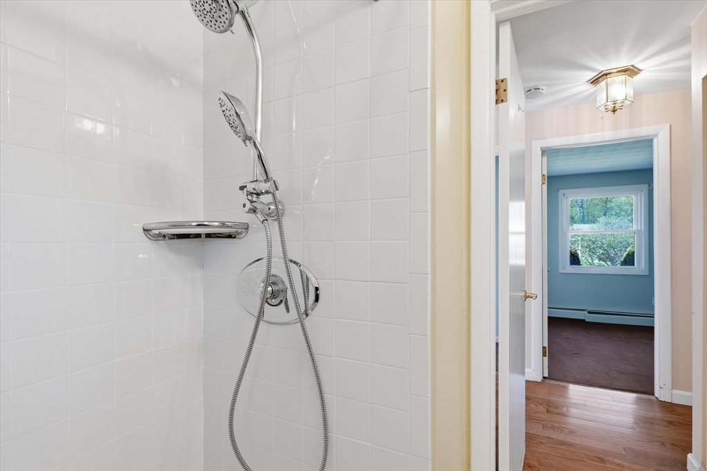37 Princeton St, Danvers, MA Photo #27