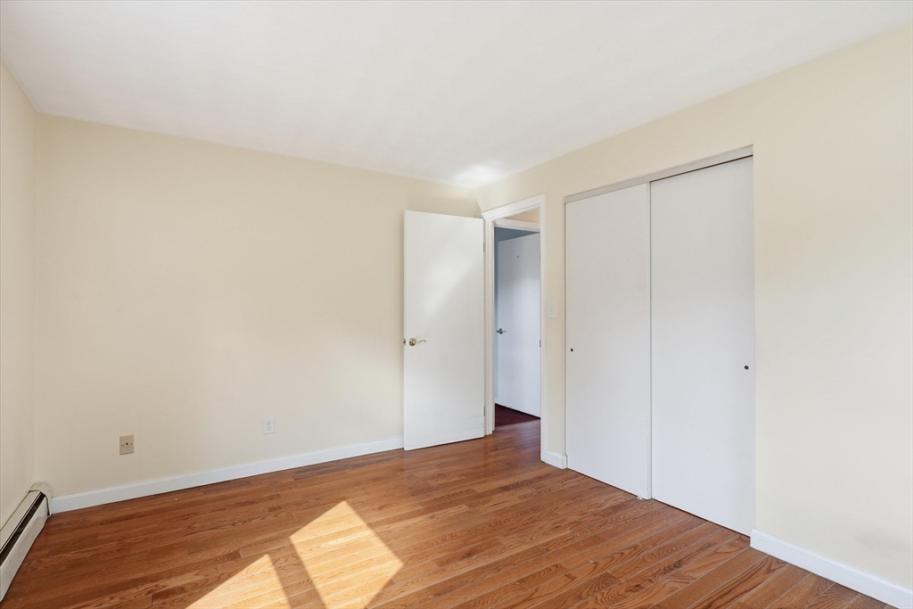 37 Princeton St, Danvers, MA Photo #31