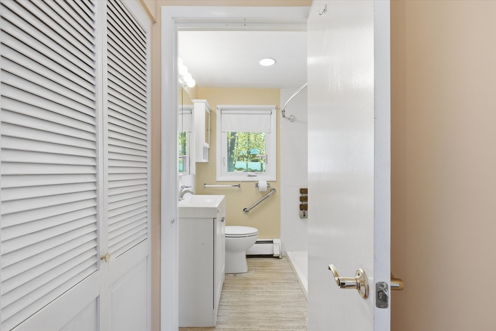 37 Princeton St, Danvers, MA Photo #25