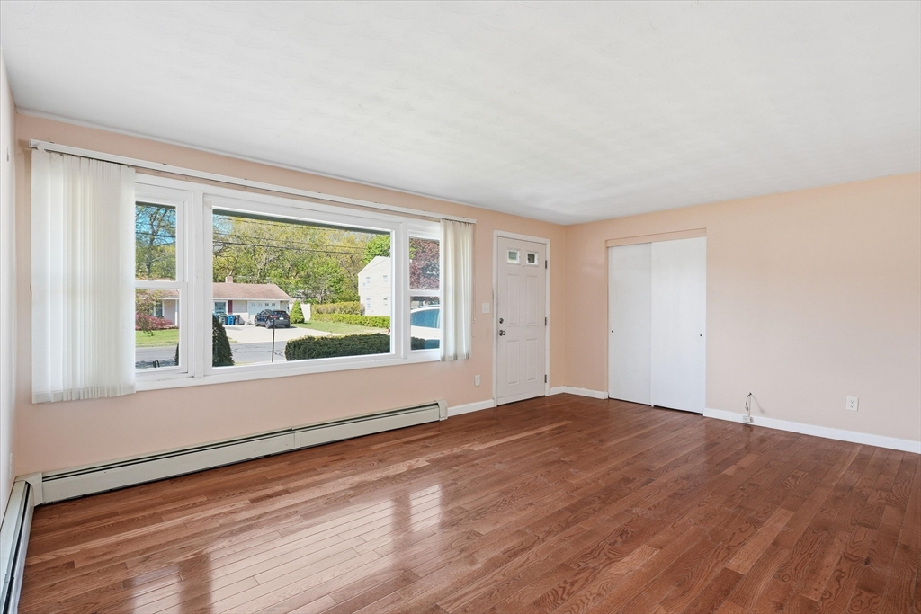 37 Princeton St, Danvers, MA Photo #6