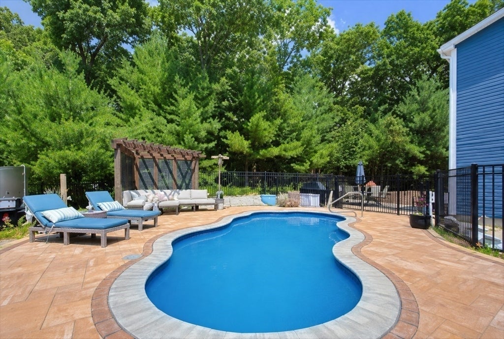 7 Tabor Rd