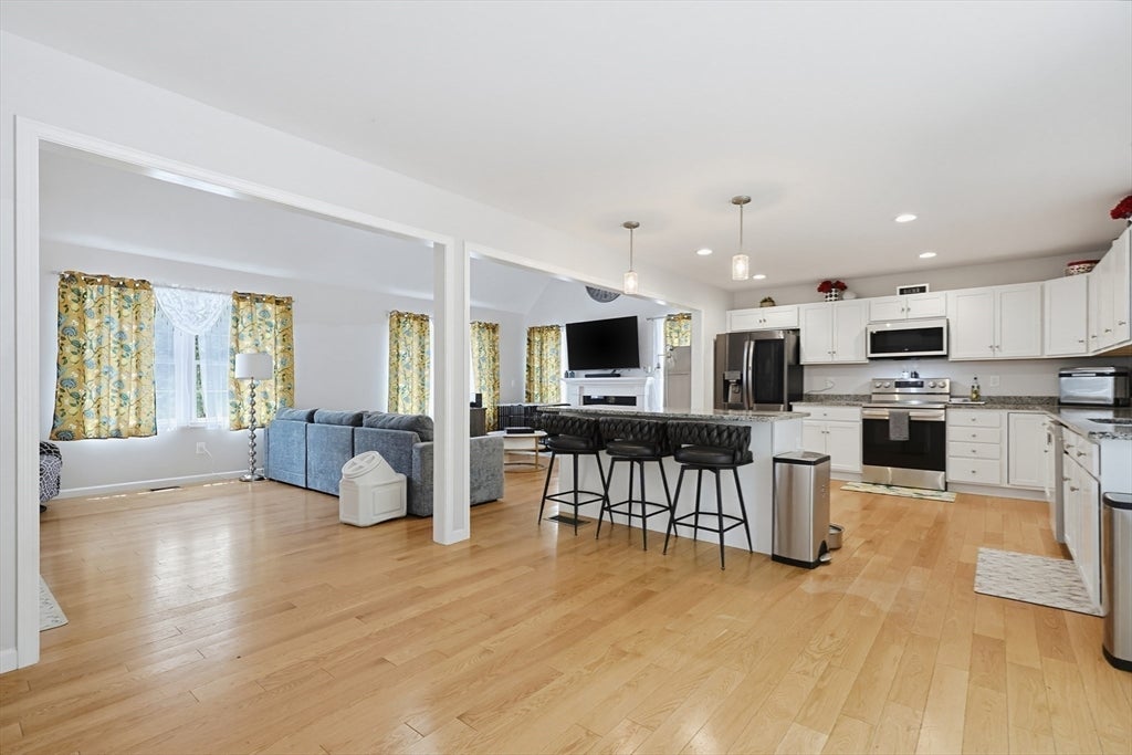 7 Tabor Rd