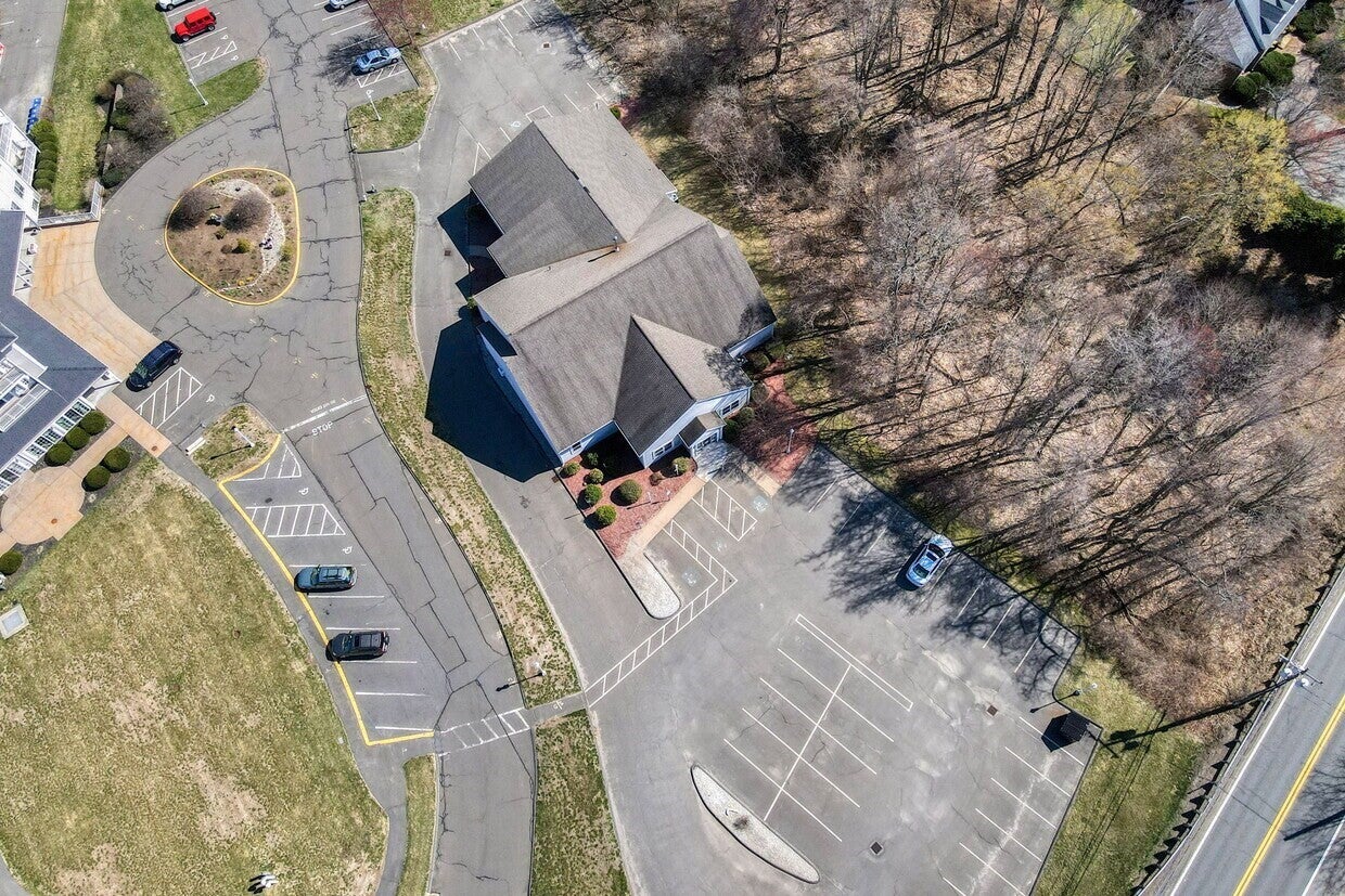 800 College Hwy