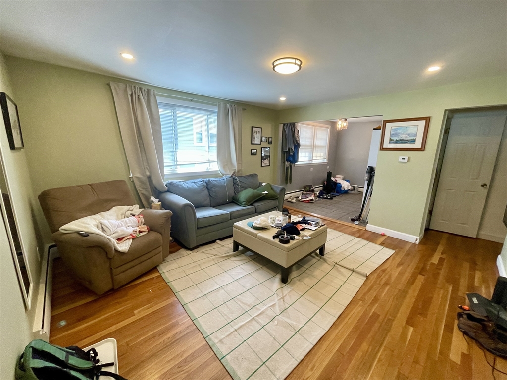 Click for 7 Westglow St #2, Boston, MA slideshow