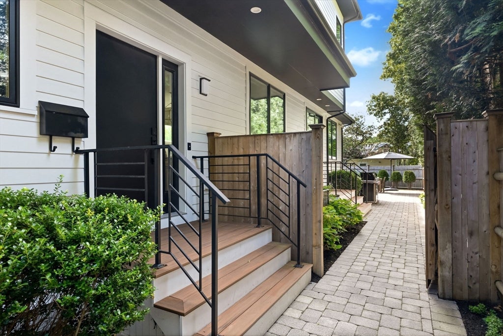 64 Auburn St #64, Newton, MA, 64 Auburn St #64, Newton, MA Photo #31