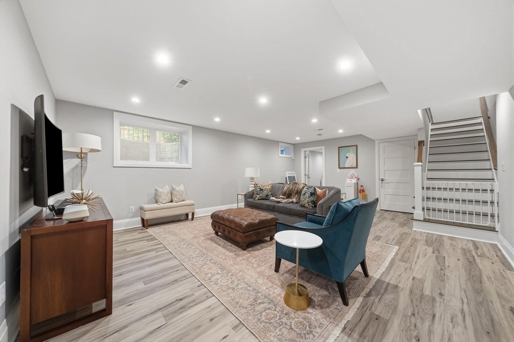 64 Auburn St #64, Newton, MA, 64 Auburn St #64, Newton, MA Photo #26