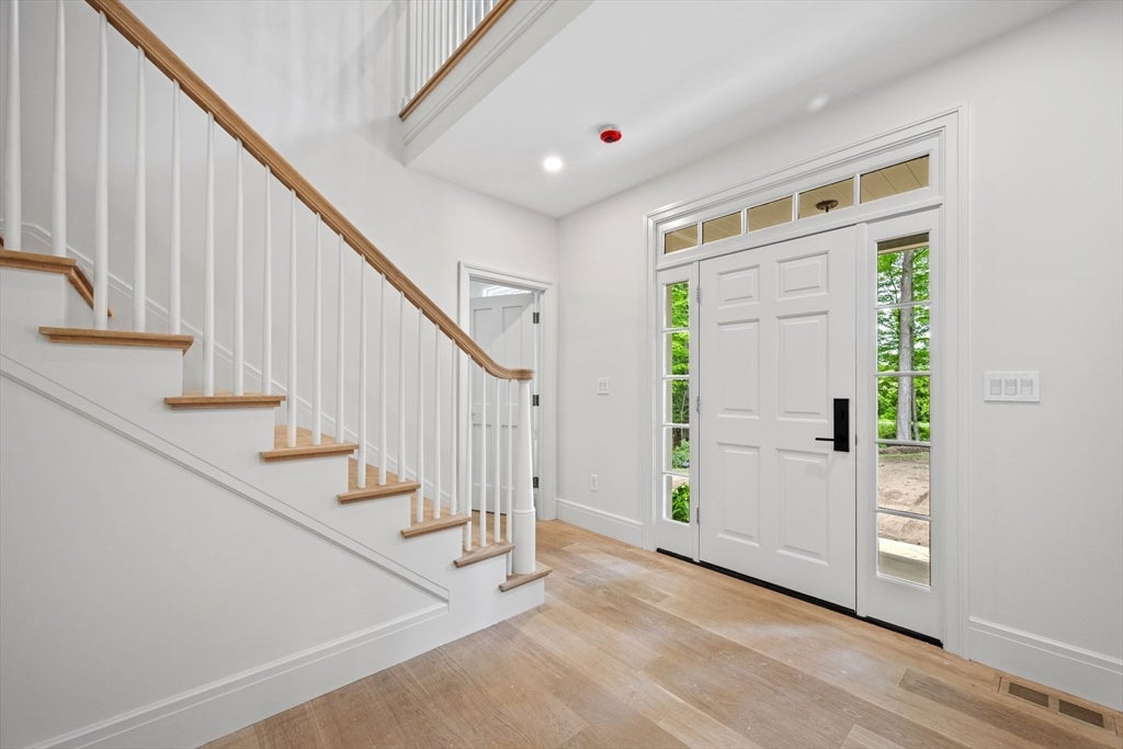 423 Middle Street, West Newbury, MA, 423 Middle Street, West Newbury, MA Photo #10