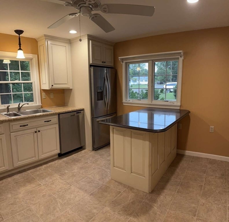 15 Wenonah Dr
