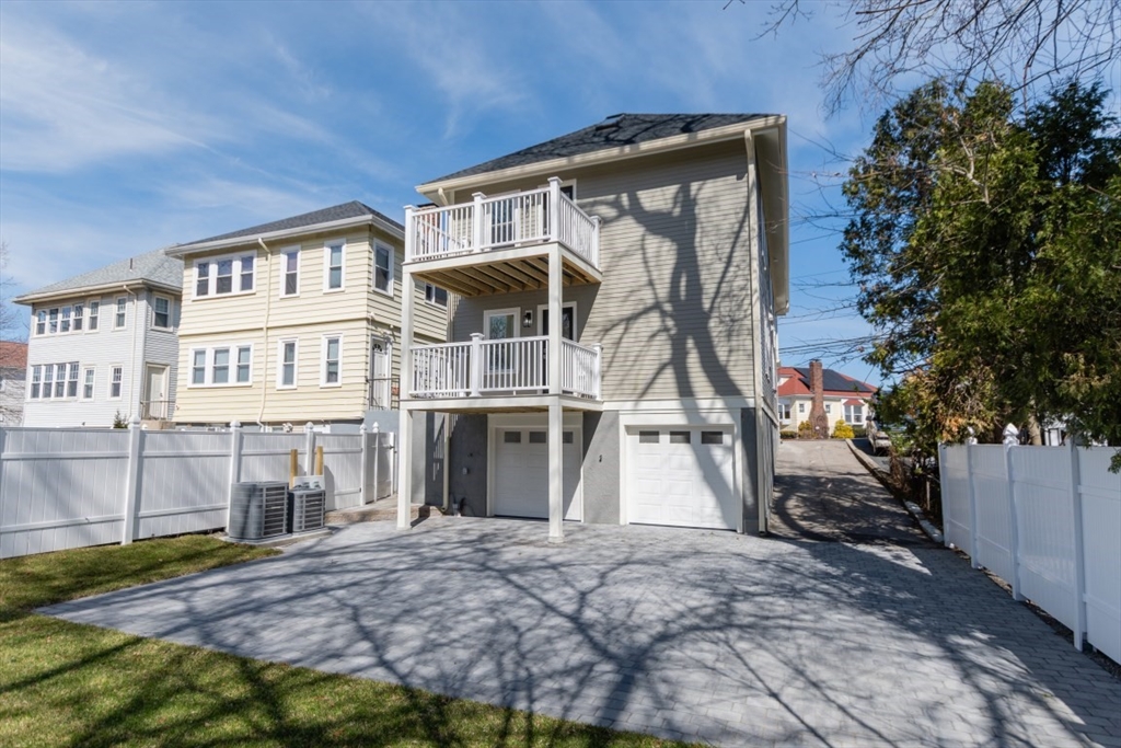 103-105 Neponset Ave