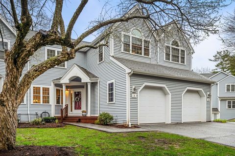 8 Knollwood Ct 8 Burlington MA 01803