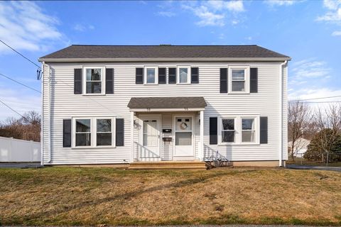 Photo of 96-98 Uncatena Ave, Worcester, MA 01606 (MLS # 73492842)