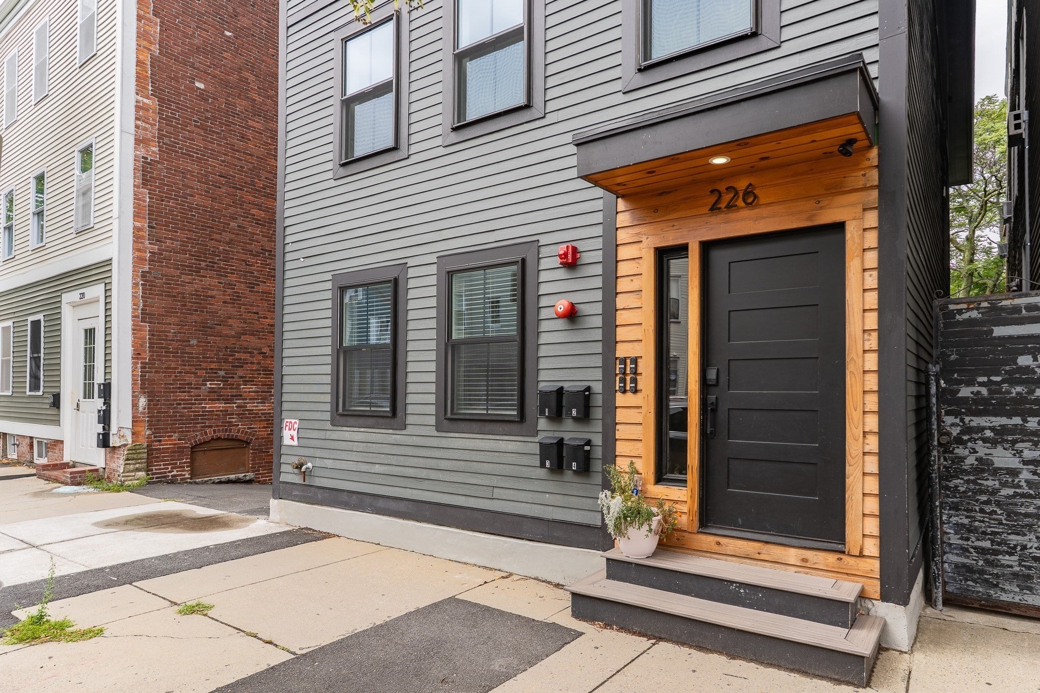 226 Havre St #1, Boston, MA Photo #16