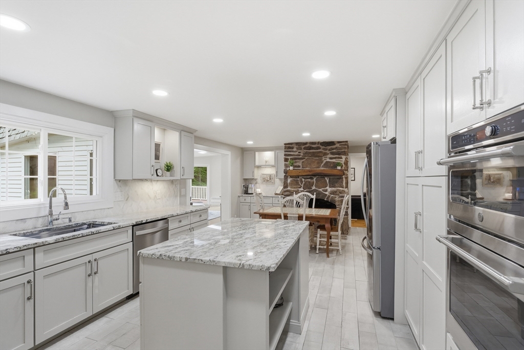 99 Nourse Rd