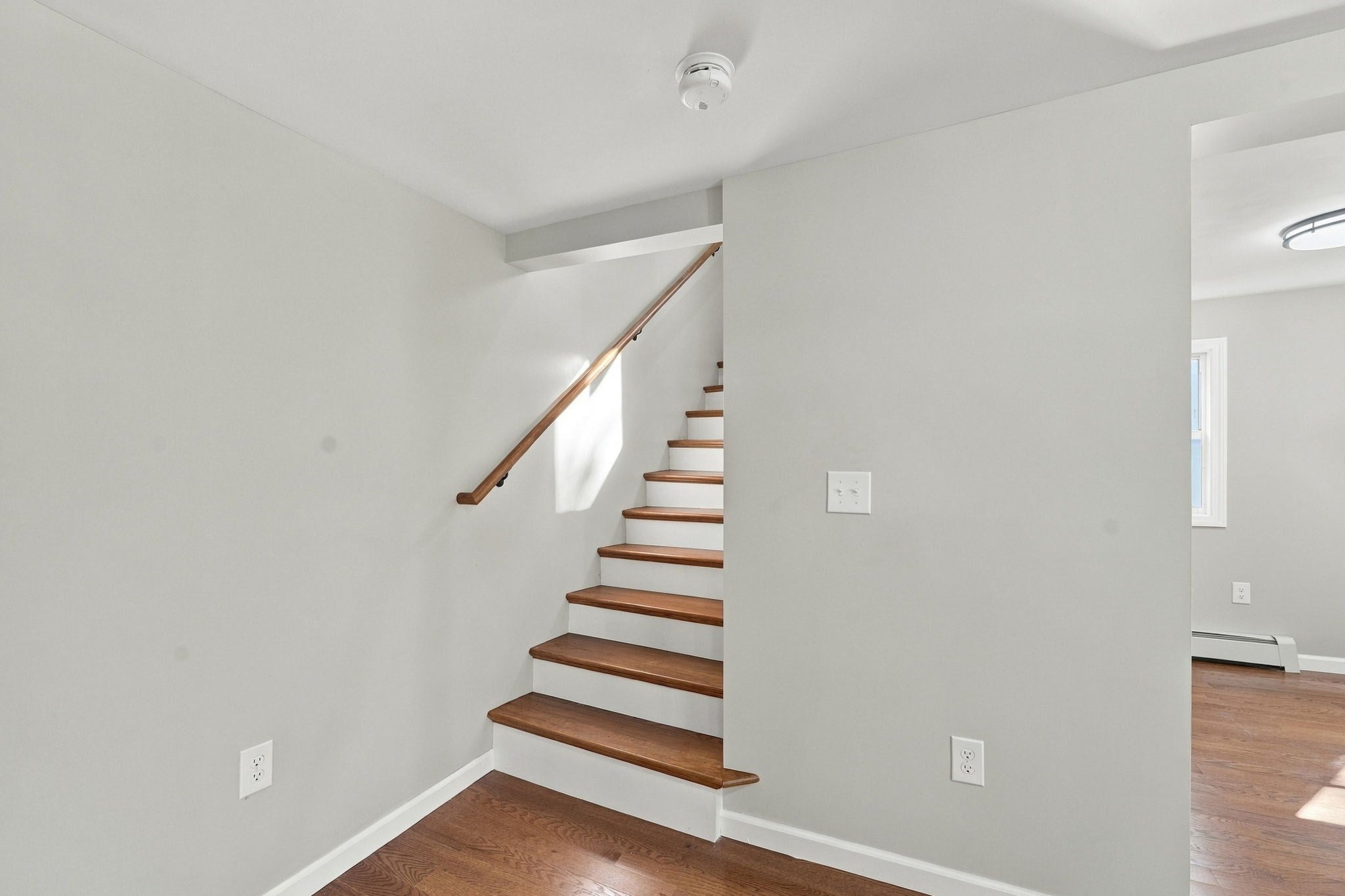 963 Russells Mills Rd, Dartmouth, MA Photo #21