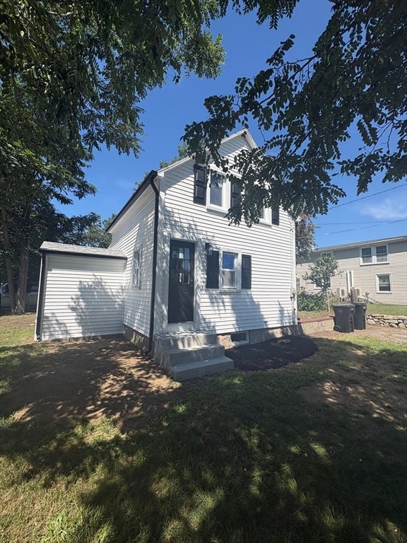 963 Russells Mills Rd, Dartmouth, MA Photo #1