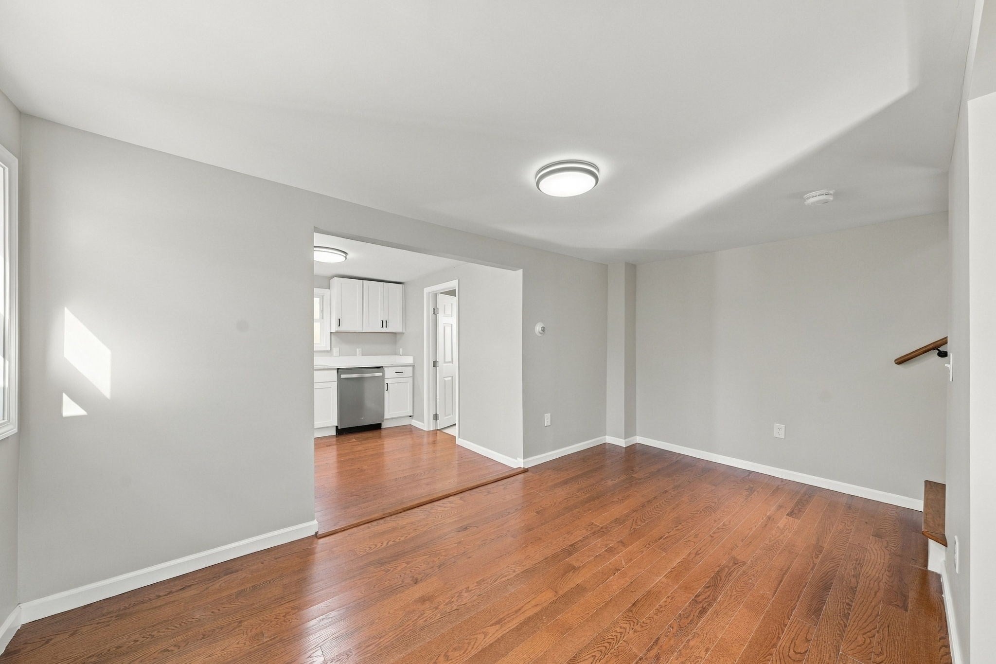 963 Russells Mills Rd, Dartmouth, MA Photo #20