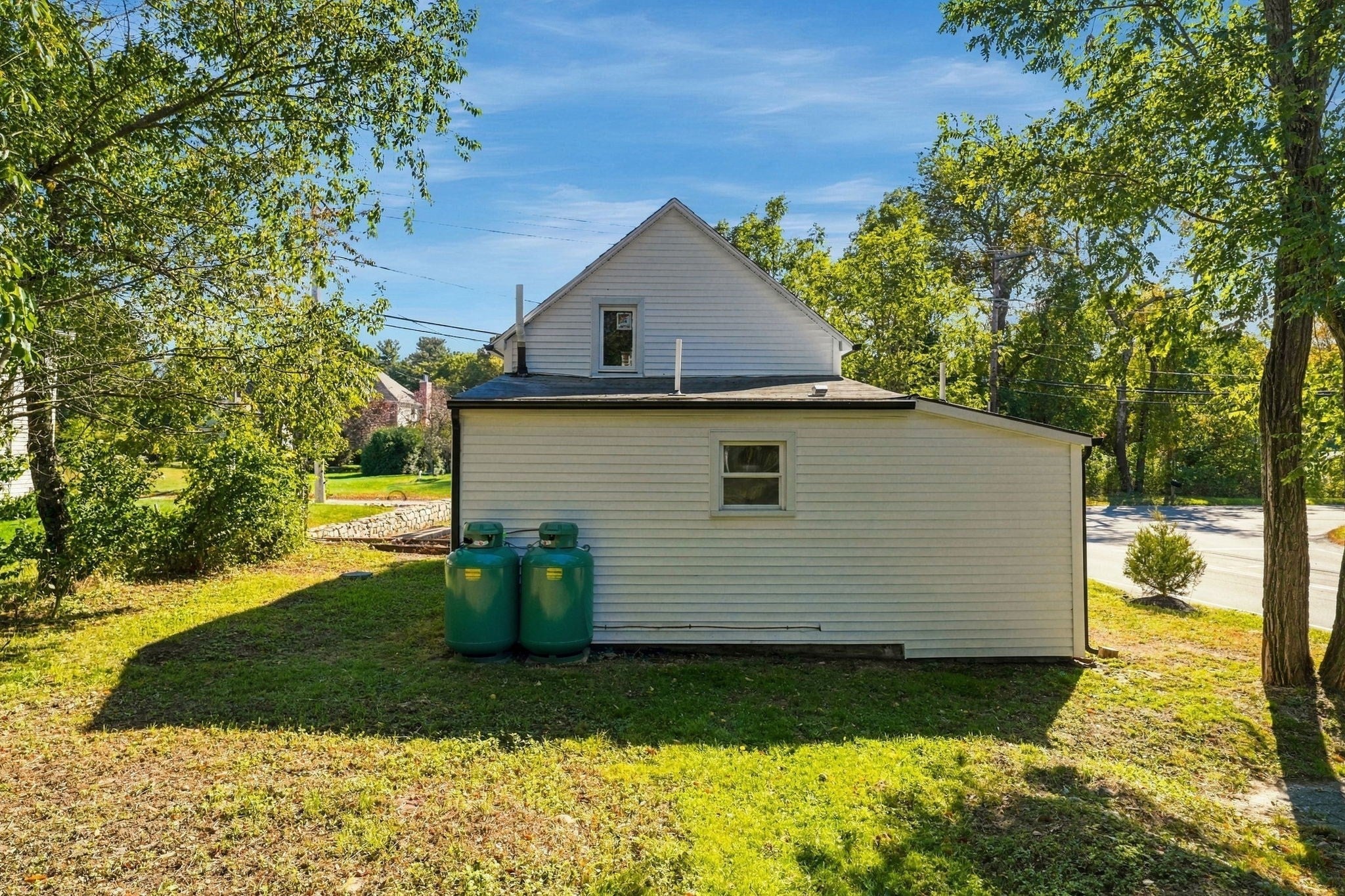 963 Russells Mills Rd, Dartmouth, MA Photo #7