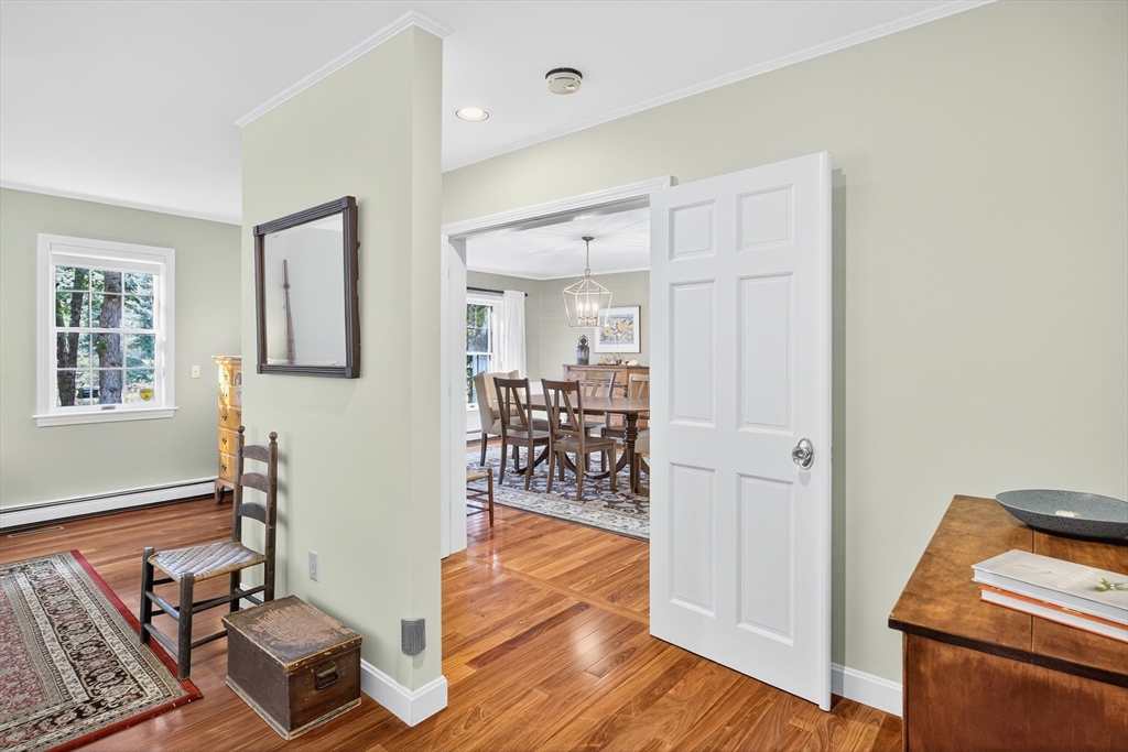 Orleans, Massachusetts 02653, United States, 4 Bedrooms Bedrooms, ,3 BathroomsBathrooms,Residential,Active,226252