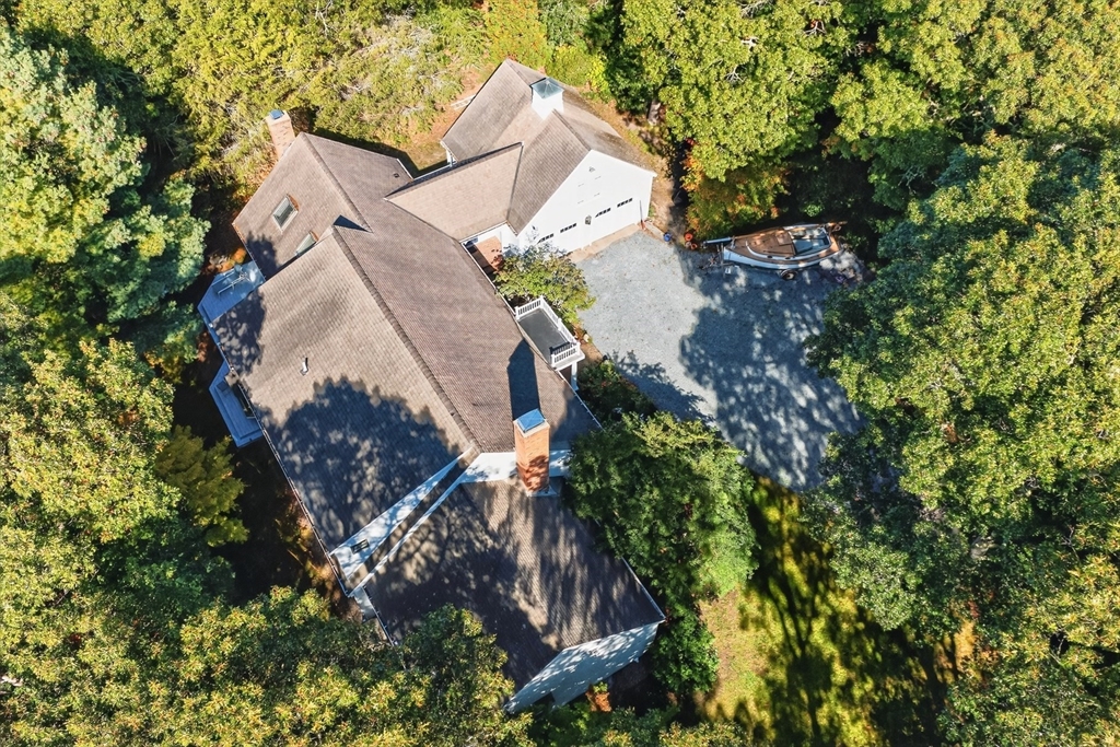 Orleans, Massachusetts 02653, United States, 4 Bedrooms Bedrooms, ,3 BathroomsBathrooms,Residential,Active,226252