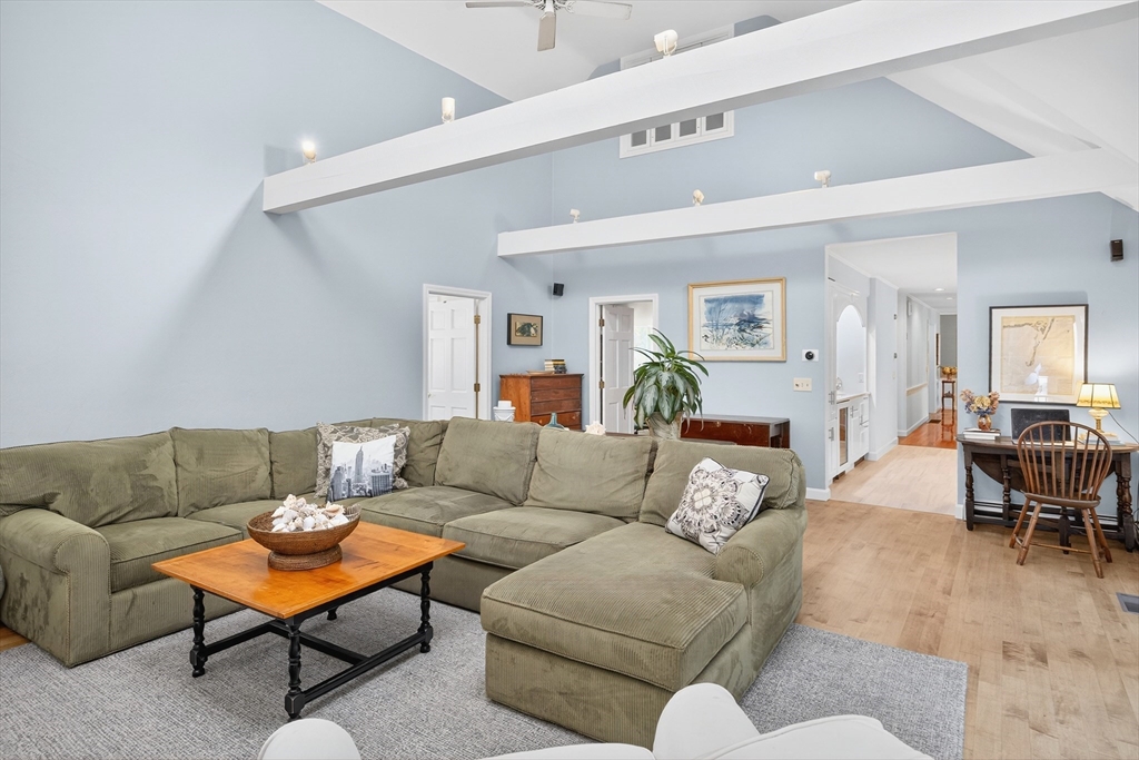 Orleans, Massachusetts 02653, United States, 4 Bedrooms Bedrooms, ,3 BathroomsBathrooms,Residential,Active,226252