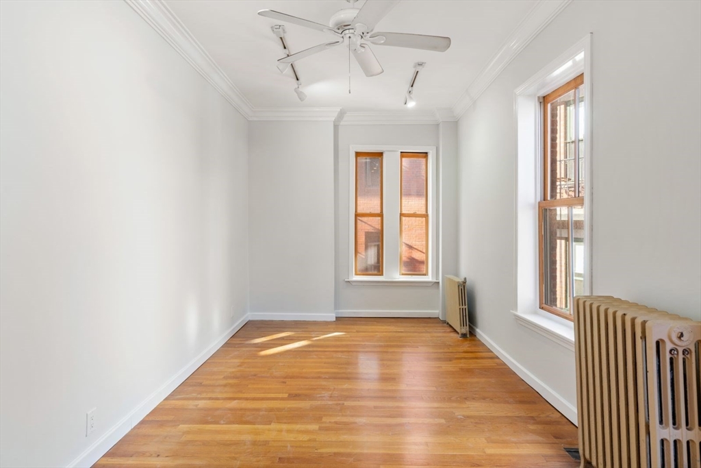 17 Cazenove Street 406