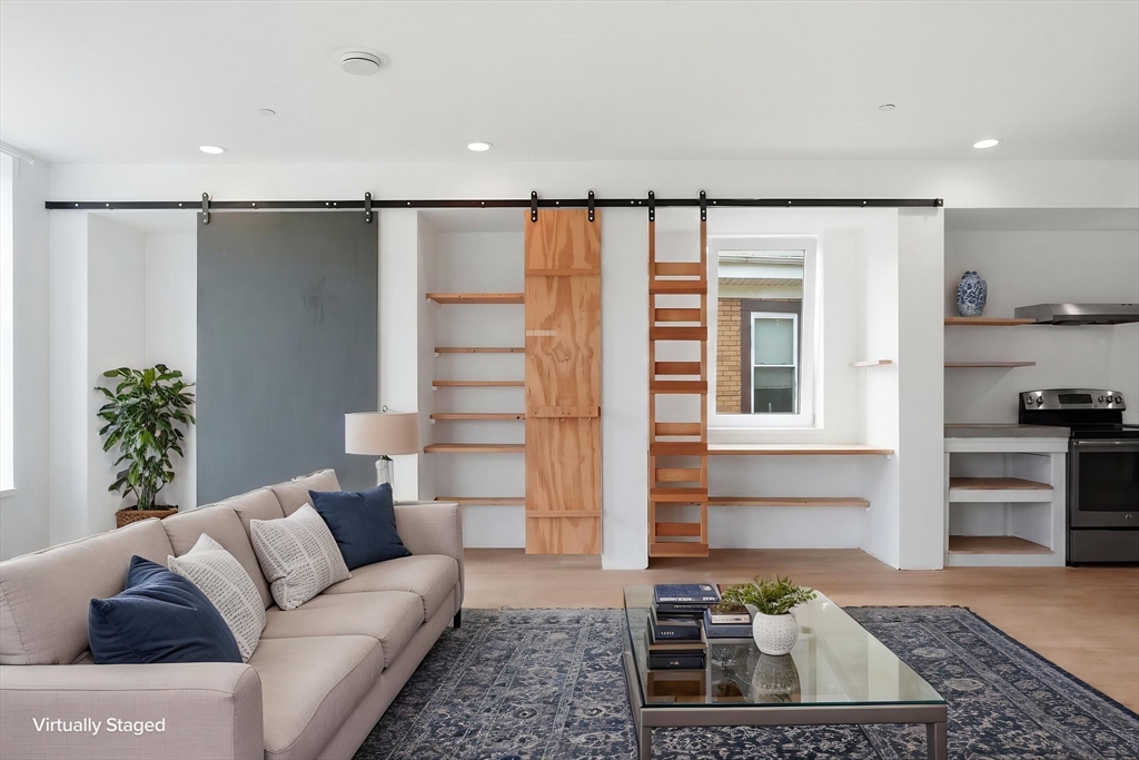 21 Lamartine St 3