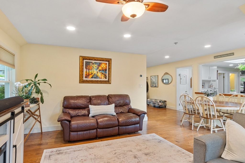 34 Woodland Cir