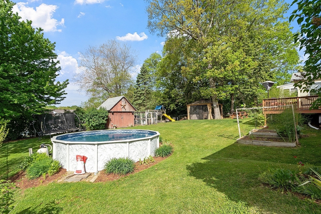 34 Woodland Cir