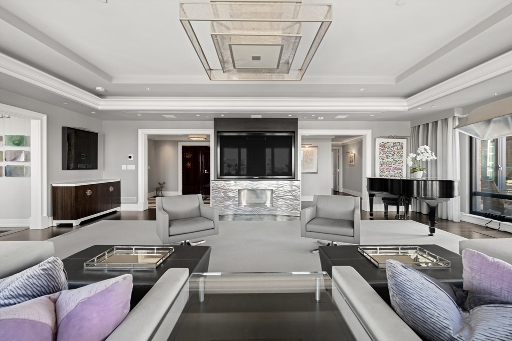 776 Boylston Street W11B