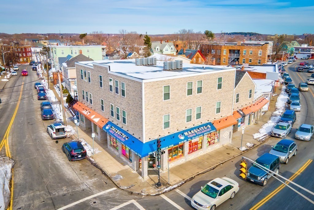 229 Lewis St