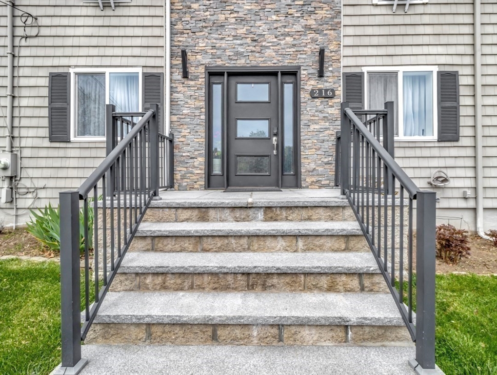 216 Lynn Fells Pkwy