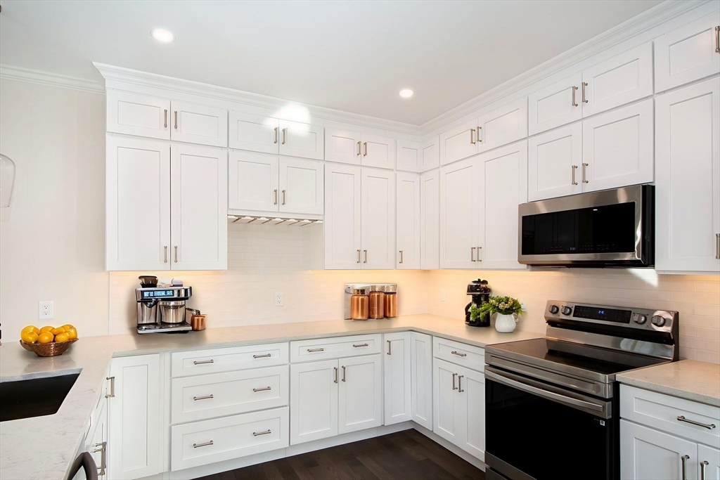 2 Proprietor's Drive 23