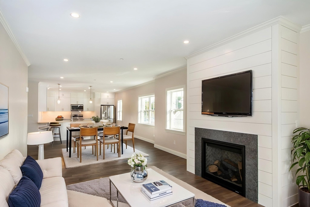 2 Proprietor's Drive 23