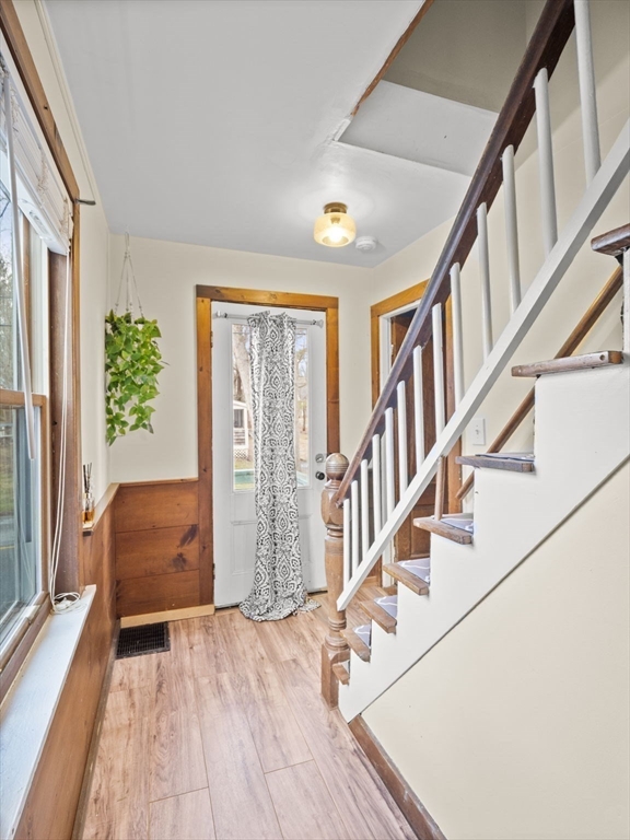 42 Willowdale Rd