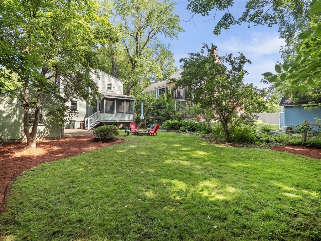42 Willowdale Rd