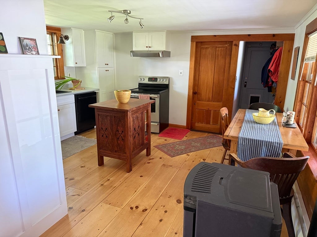 22 Wellington Rd, Templeton, MA Photo #9
