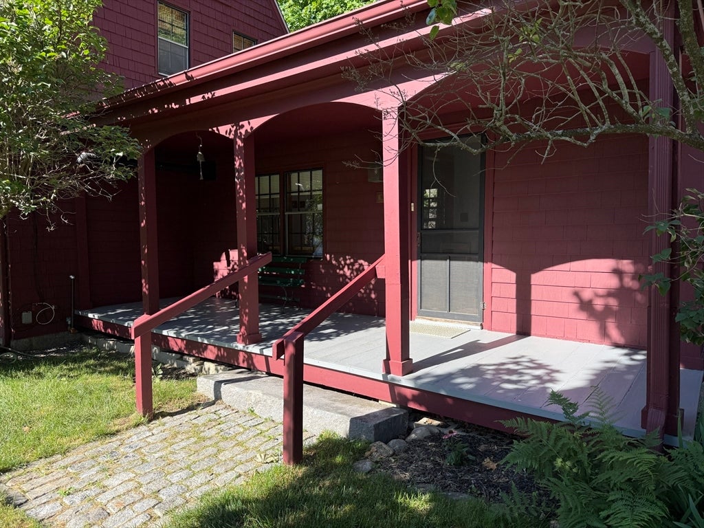 22 Wellington Rd, Templeton, MA Photo #1