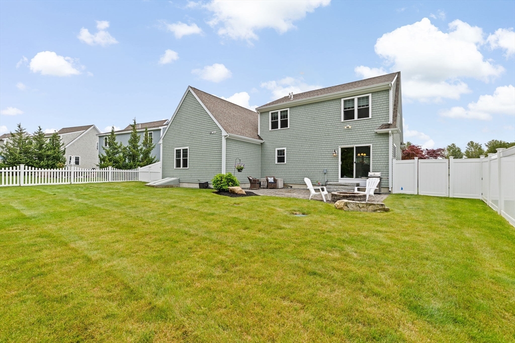 38 Fairway Dr