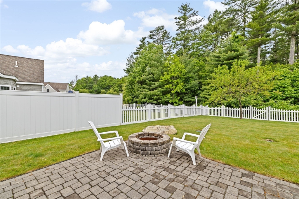 38 Fairway Dr